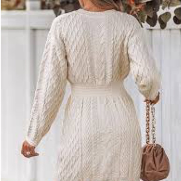 Cupshe Dresses & Skirts - Cupshe Cream Long Sleeve Knit Dress